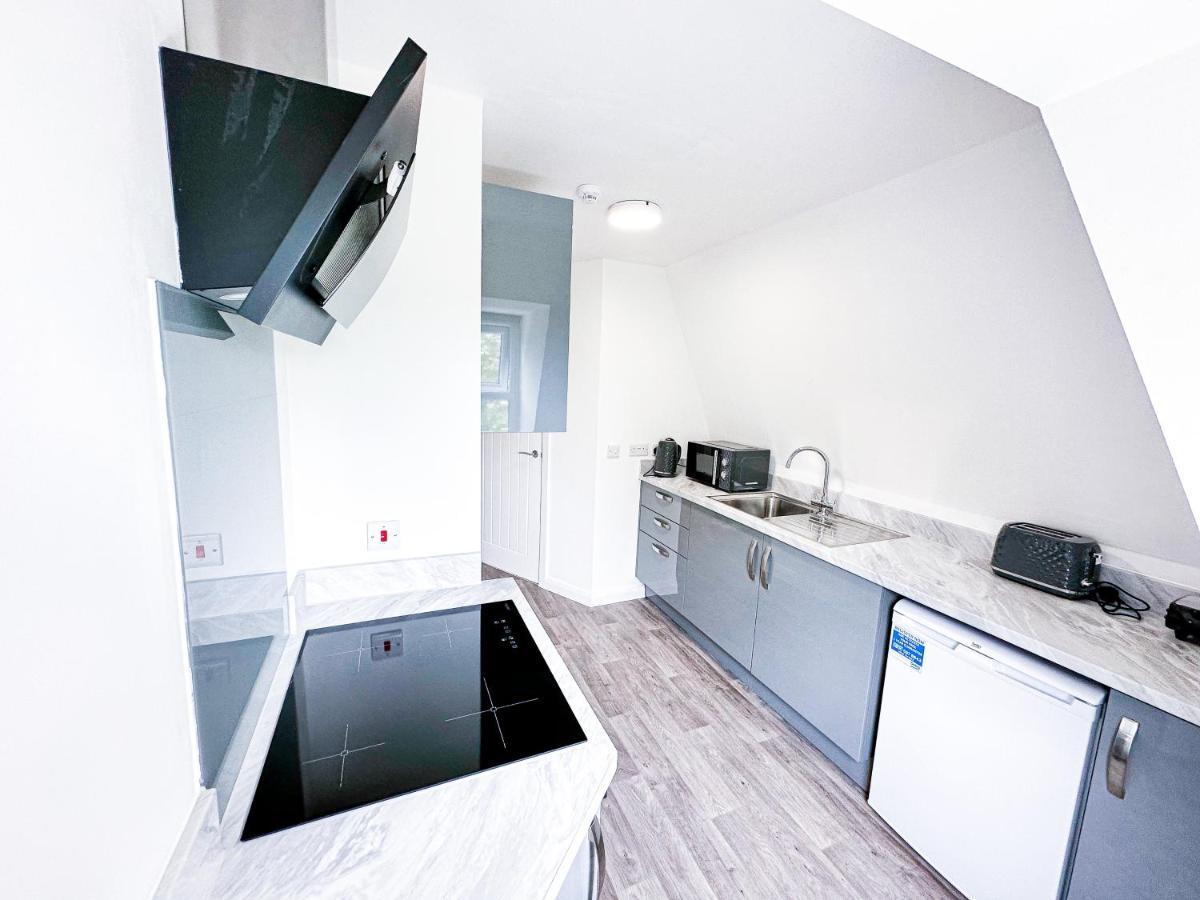 Lovely Studio Apartment Мейдстон Экстерьер фото